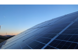 10 questions fréquentes sur les panneaux solaires : puissance, durée de vie, entretien.